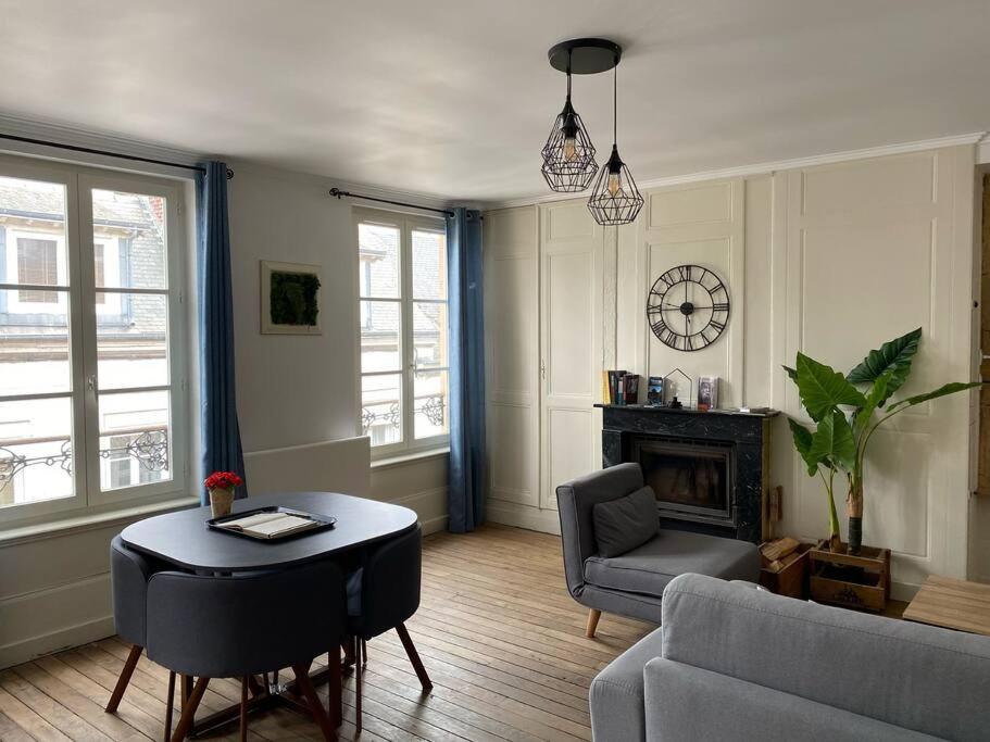 Appartement De Charme En Hyper-Centre Charleville-Mézières المظهر الخارجي الصورة