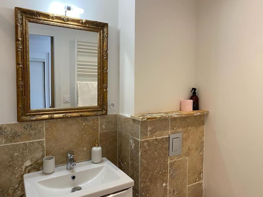 Appartement De Charme En Hyper-Centre Charleville-Mézières المظهر الخارجي الصورة