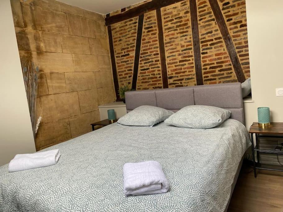 Appartement De Charme En Hyper-Centre Charleville-Mézières المظهر الخارجي الصورة